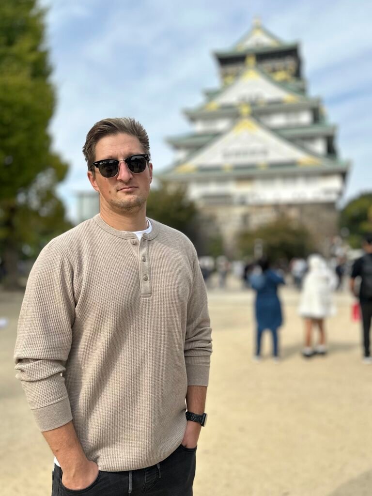 Rok Mocnik family travel blogger at Osaka castle in Japan